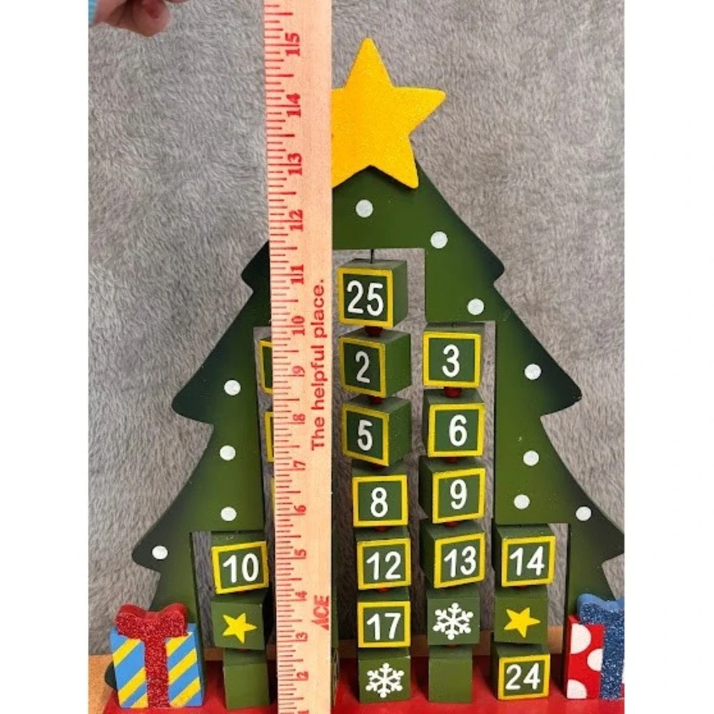 Very Merry‎ Advent Calendar Wooden Christmas Tree Tabletop Decor Green